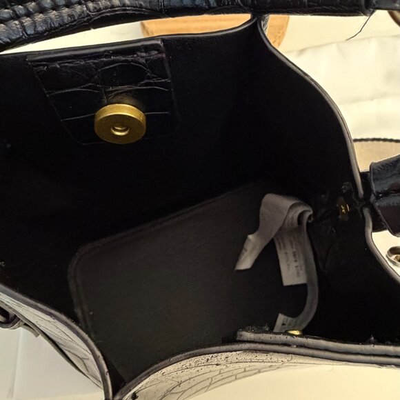 Zara Bucket Bag - Picture 8 of 13